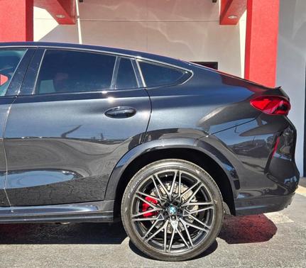 2022 BMW X6 M Base