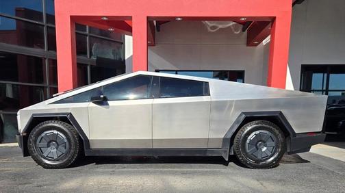 2024 Tesla Cybertruck Base