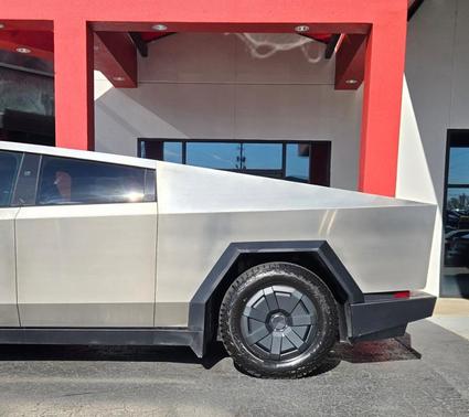 2024 Tesla Cybertruck Base
