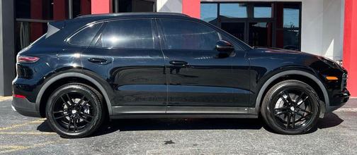 2021 Porsche Cayenne Base