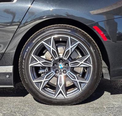 2024 BMW i7 eDrive50