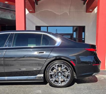 2024 BMW i7 eDrive50