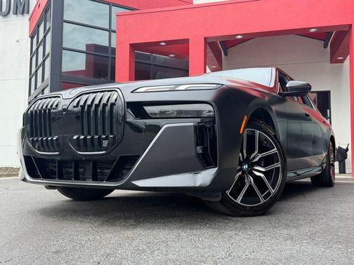 Deep Gray 2023 BMW 760 760i xDrive