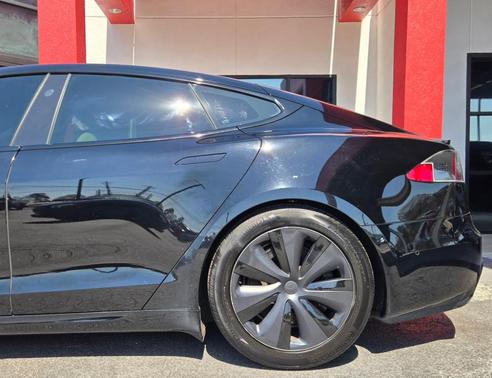 2022 Tesla Model S Base