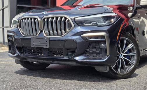 2022 BMW X6 M50i