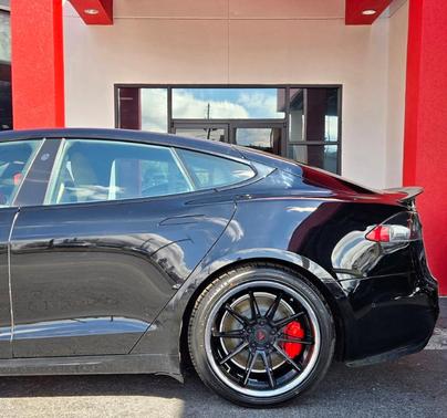 2022 Tesla Model S Base