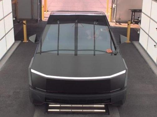 2024 Tesla Cybertruck Base