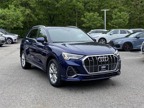 2022 Audi Q3 Premium Plus 45 TFSI S line quattro Tiptronic