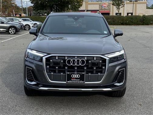 2025 Audi Q7 Premium 45 TFSI quattro Tiptronic