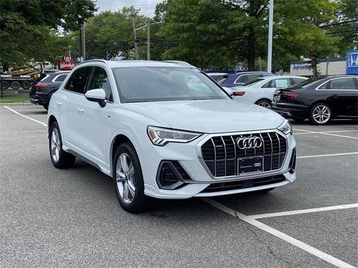 2024 Audi Q3 Premium Plus 45 TFSI S line quattro Tiptronic