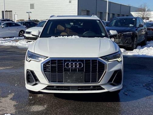 2022 Audi Q3 Premium Plus 45 TFSI S line quattro Tiptronic