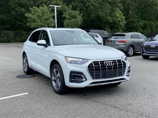 2024 Audi Q5 Premium 40 TFSI quattro S tronic