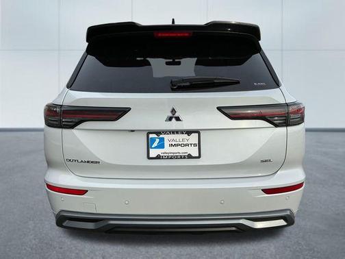 2026 Mitsubishi Outlander SEL