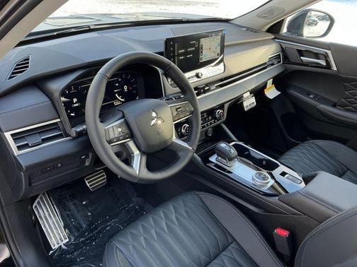 2026 Mitsubishi Outlander SEL