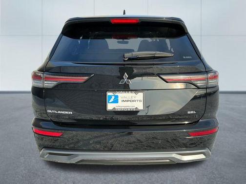2026 Mitsubishi Outlander SEL