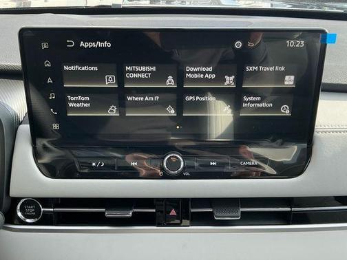 2026 Mitsubishi Outlander SE