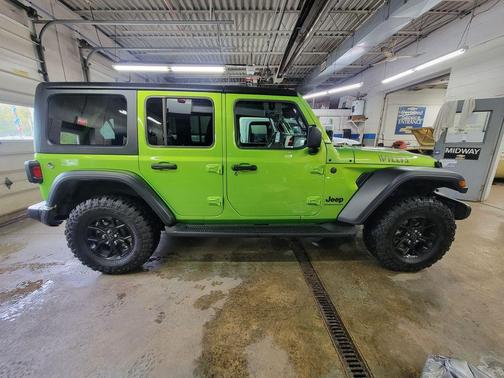 Mojito! Clearcoat 2025 Jeep Wrangler Sport