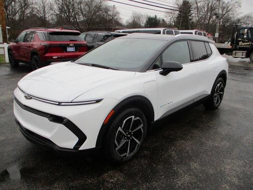 2026 Chevrolet Equinox EV LT 2