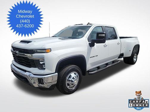 Summit White 2025 Chevrolet Silverado 3500 LT