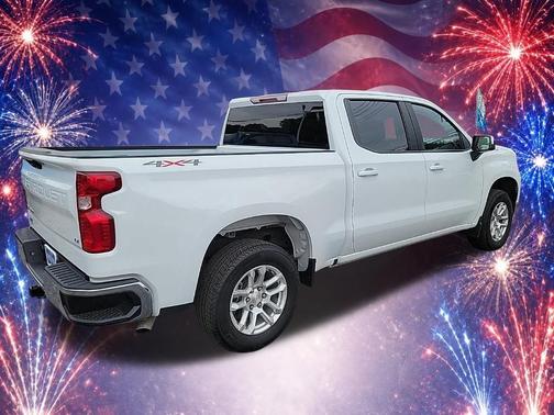 Summit White 2026 Chevrolet Silverado 1500 LT