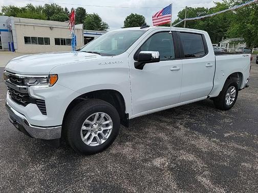Summit White 2026 Chevrolet Silverado 1500 LT