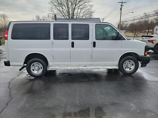 2017 Chevrolet Express 2500 LS