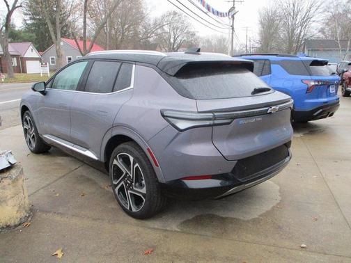 2026 Chevrolet Equinox EV LT 2