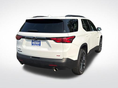 Summit White 2023 Chevrolet Traverse RS