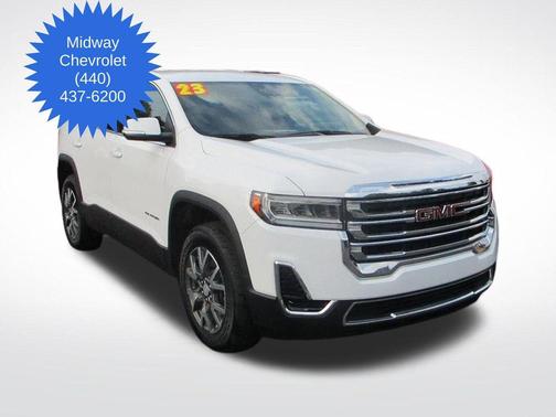 Summit White 2023 GMC Acadia SLE