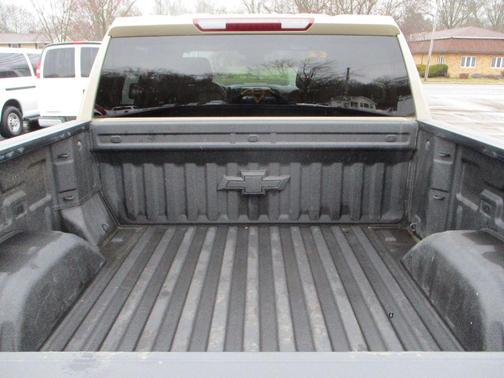 2022 Chevrolet Silverado 1500 Custom Trail Boss