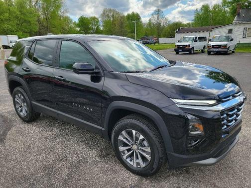 Mosaic Black Metallic 2026 Chevrolet Equinox LT