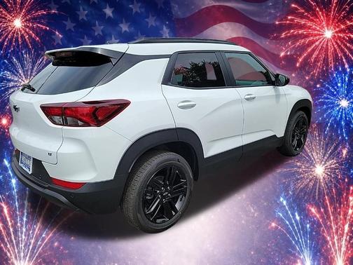Summit White 2026 Chevrolet Trailblazer LT