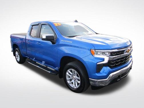 Rip Tide Blue 2025 Chevrolet Silverado 1500 LT