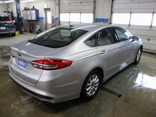 2017 Ford Fusion S