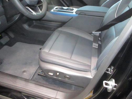 2026 Chevrolet Equinox EV LT 2