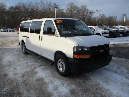 2023 Chevrolet Express 3500 LS