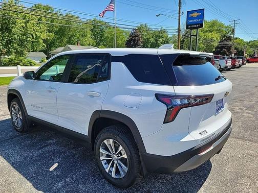 Summit White 2026 Chevrolet Equinox LT