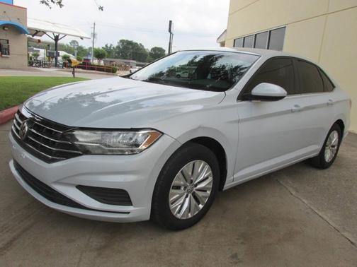 White Silver Metallic 2019 Volkswagen Jetta 1.4T S