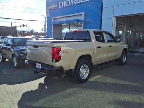 2024 Chevrolet Colorado WT