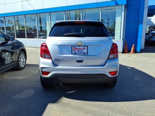 2022 Chevrolet Trax LS