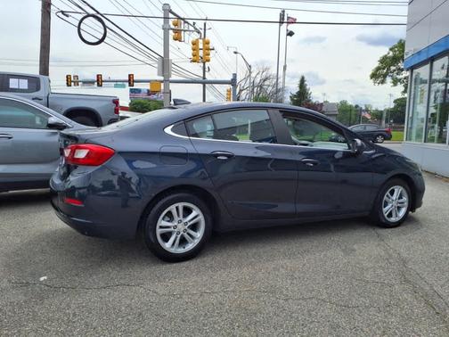2016 Chevrolet Cruze LT Automatic