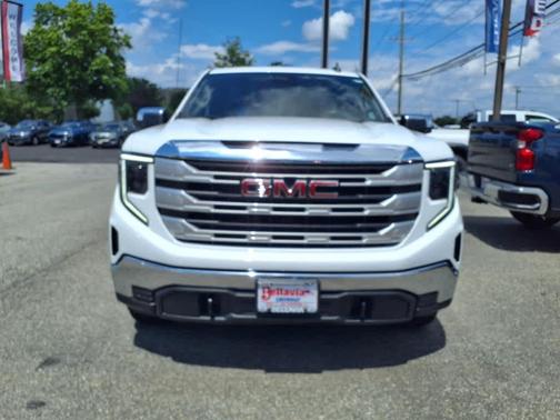 2022 GMC Sierra 1500 SLE