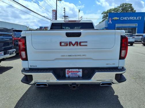 2022 GMC Sierra 1500 SLE