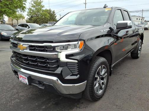 Black 2023 Chevrolet Silverado 1500 LT