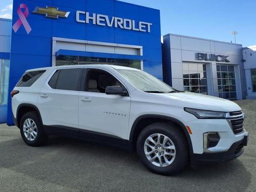 2022 Chevrolet Traverse LS