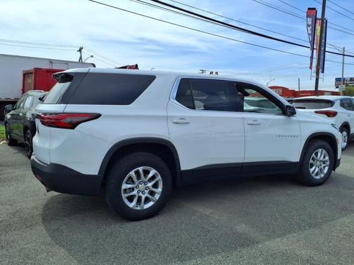 2022 Chevrolet Traverse LS