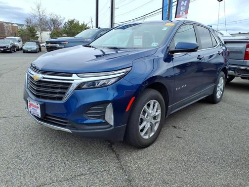 Blue Glow Metallic 2023 Chevrolet Equinox 1LT