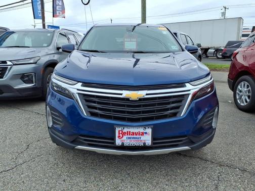Blue Glow Metallic 2023 Chevrolet Equinox 1LT