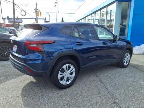 2024 Chevrolet Trax LS