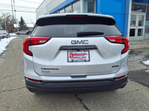 2021 GMC Terrain SLT